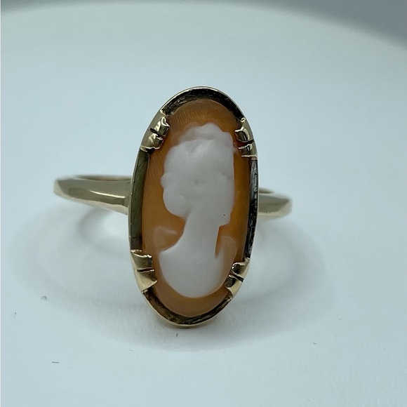 Carved Cameo Solid Yellow Gold 10k Ring - Picture 8 of 11